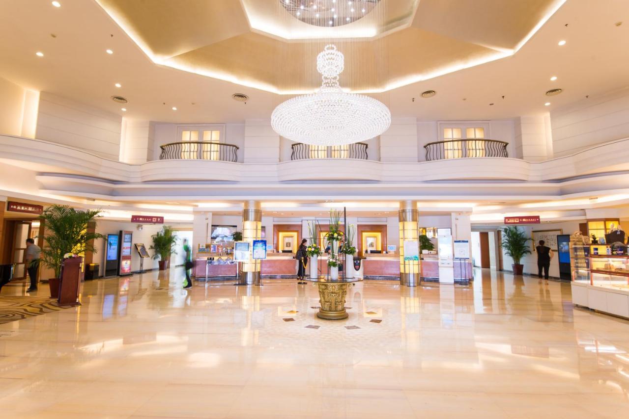 Jinan Silver Plaza Quancheng Hotel Exterior photo
