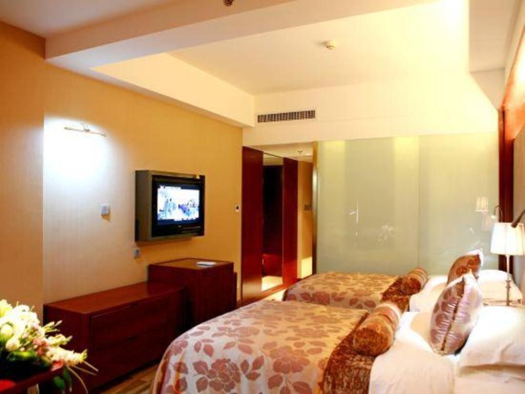 Jinan Silver Plaza Quancheng Hotel Exterior photo