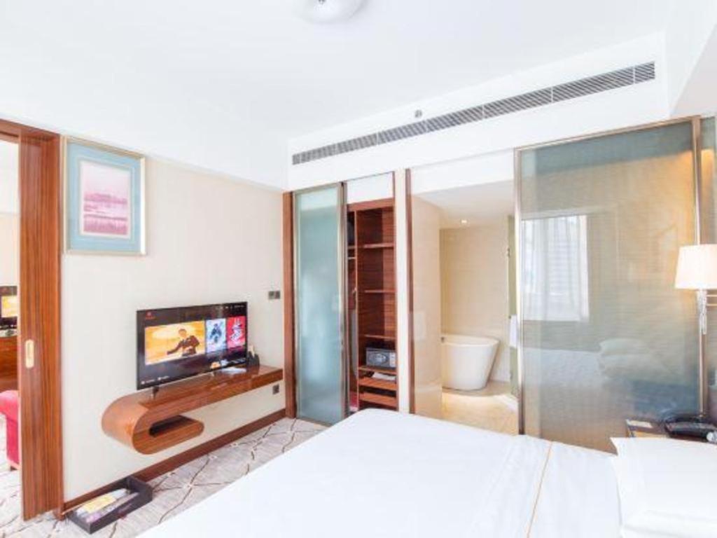 Jinan Silver Plaza Quancheng Hotel Exterior photo
