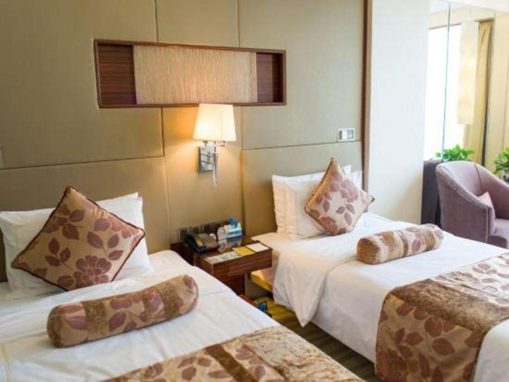 Jinan Silver Plaza Quancheng Hotel Exterior photo