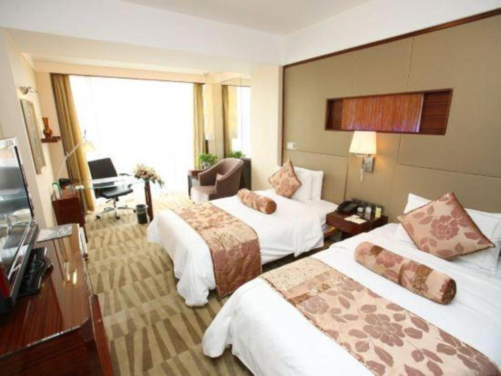 Jinan Silver Plaza Quancheng Hotel Exterior photo