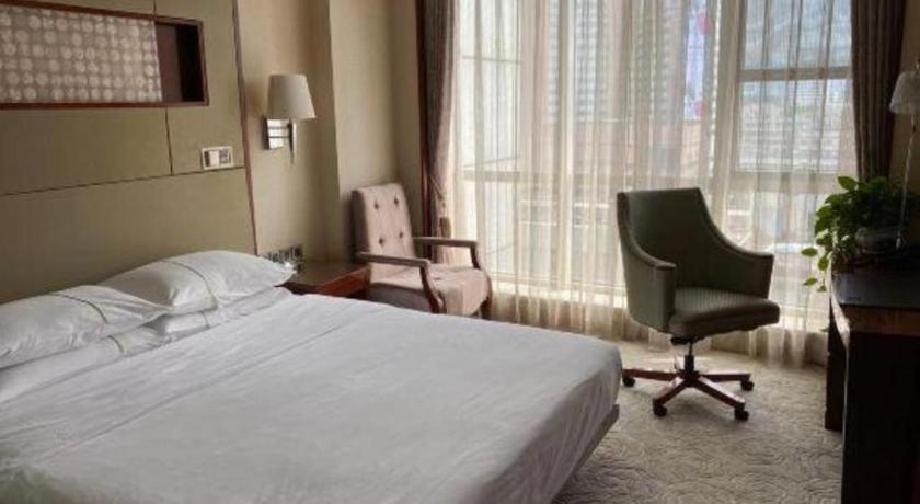 Jinan Silver Plaza Quancheng Hotel Exterior photo